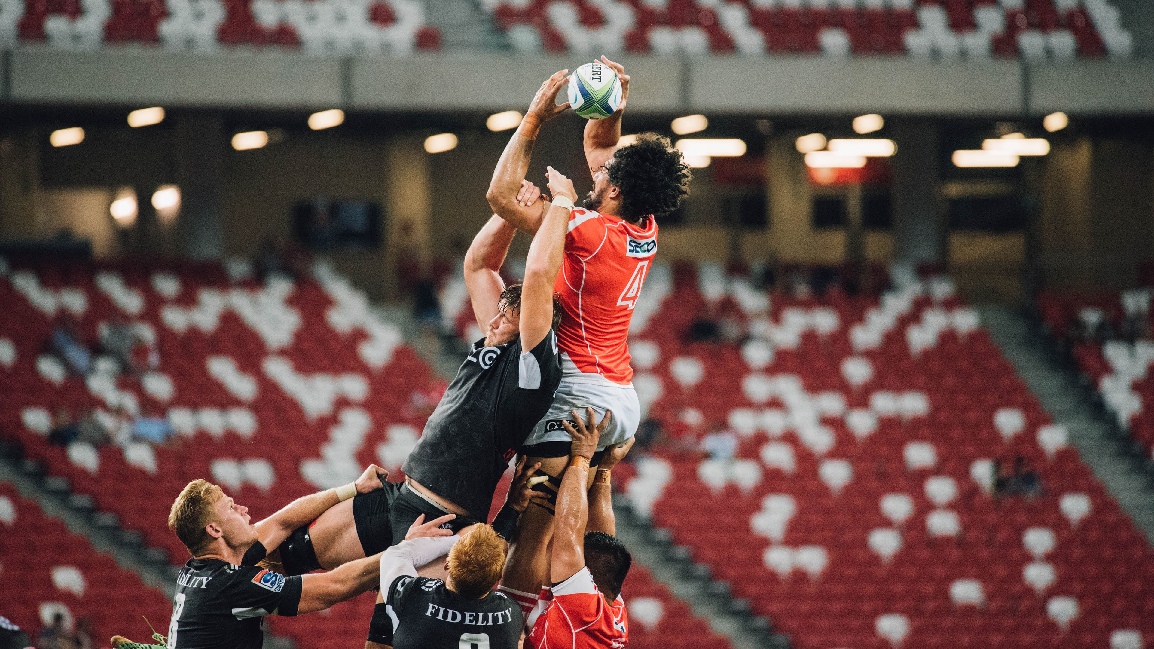 年度焦点之战之夜，浓眉刷新纪录，书写传奇新章